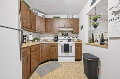 5901 Whispering Pine Way #C-2, Greenacres FL - photo 10 of 30