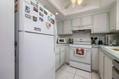 2929 SE Ocean Boulevard #130-8, Stuart FL - photo 12 of 50