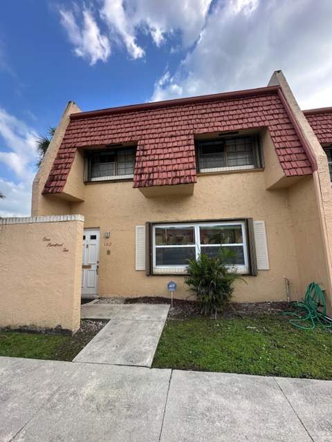 102 Pleasant Hill Lane, Tamarac FL - photo 16 of 25