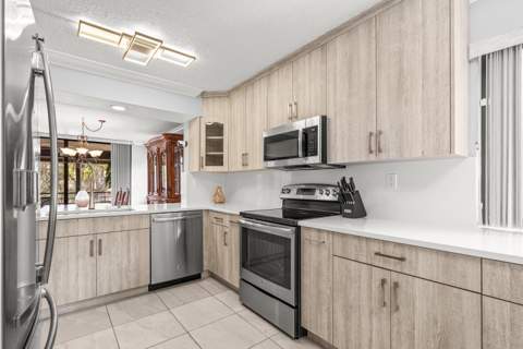 11262 Green Lake Drive #204, Boynton Beach FL - photo 9 of 81