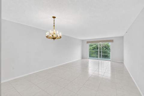 14111 Royal Vista Drive #310, Delray Beach FL - photo 7 of 76