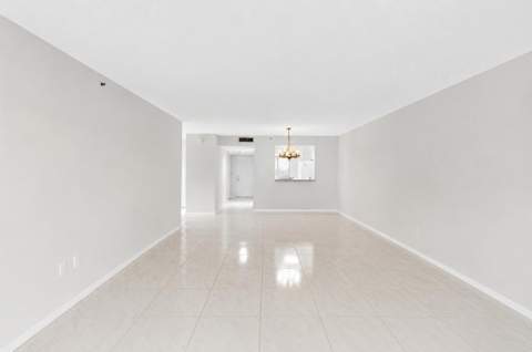 14111 Royal Vista Drive #310, Delray Beach FL - photo 13 of 76
