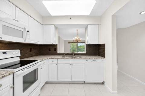 14111 Royal Vista Drive #310, Delray Beach FL - photo 20 of 76