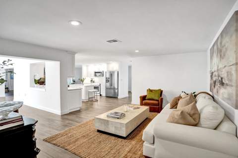 4240 NE 28th Avenue, Fort Lauderdale FL - photo 13 of 49