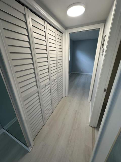 21 Salisbury A, West Palm Beach FL - photo 10 of 11