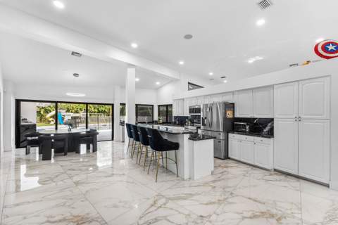 7210 W Cypresshead Drive, Parkland FL - photo 11 of 47