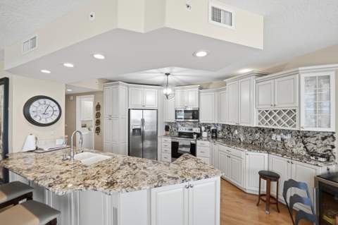 2900 N Highway #2-d, Hutchinson Island FL - photo 14 of 70