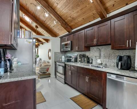 407 N University Drive, Plantation FL - photo 13 of 30