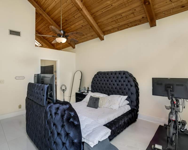 2 bedroom Condominium at 407 N University Drive, Village Townhouses, Plantation — photo 4