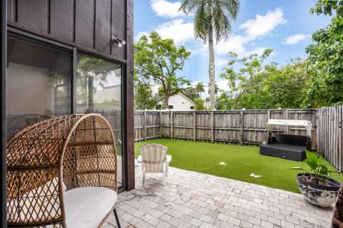 407 N University Drive, Plantation FL - photo 24 of 30
