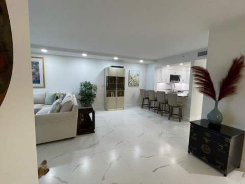 14111 Royal Vista Drive #109, Delray Beach FL - photo 7 of 25
