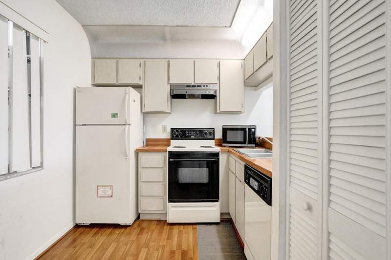 2 bedroom Condominium at 10451 W Broward Boulevard #205, Plantation Racquet Club, Plantation — photo 4