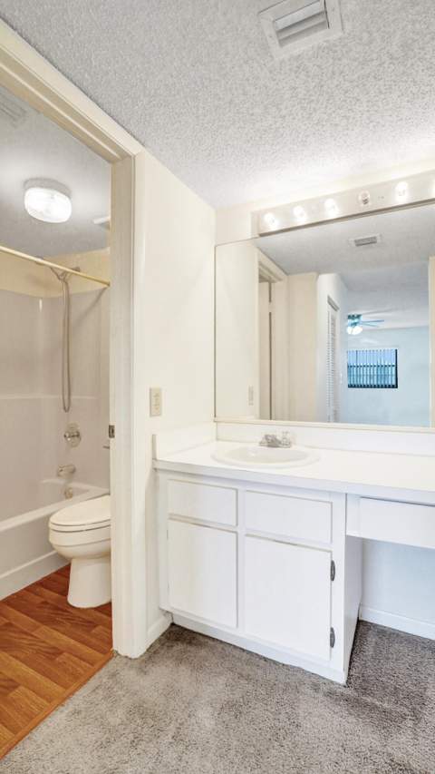 10451 W Broward Boulevard #205, Plantation FL - photo 9 of 14