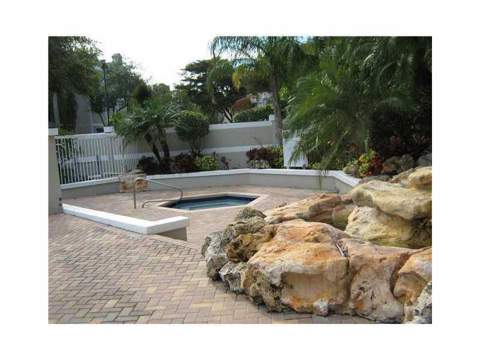 11255 W Atlantic Boulevard #208, Coral Springs FL - photo 7 of 9