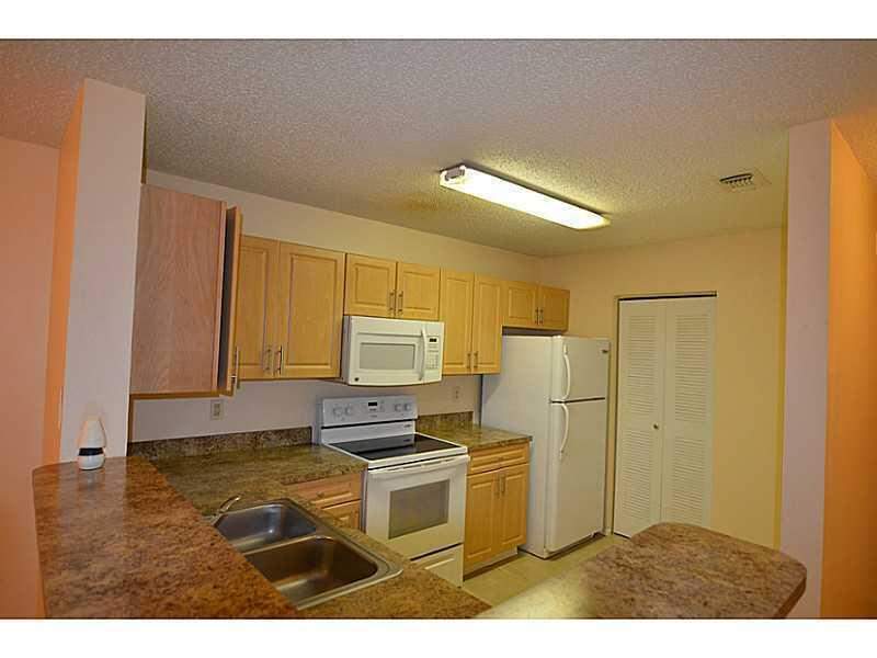 3 bedroom Condominium at 11255 W Atlantic Boulevard #208, Atlantic Springs Condo, Coral Springs — photo 2