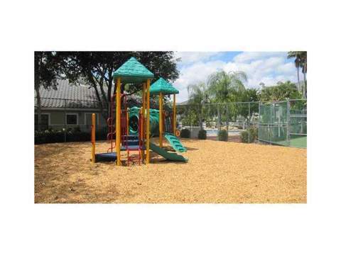11255 W Atlantic Boulevard #208, Coral Springs FL - photo 8 of 9