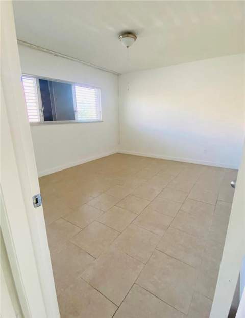 1450 Atlantic Shores Boulevard #212, Hallandale Beach FL - photo 9 of 14