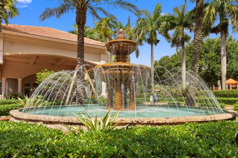 1753 NW 74th Way, Pembroke Pines FL - photo 17 of 38
