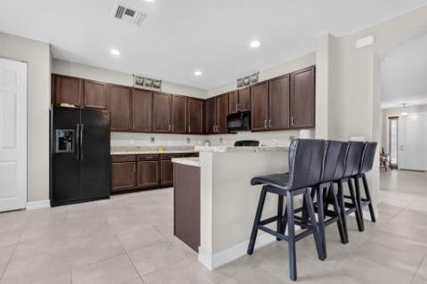 8135 Cantabria Falls Drive, Boynton Beach FL - photo 15 of 85