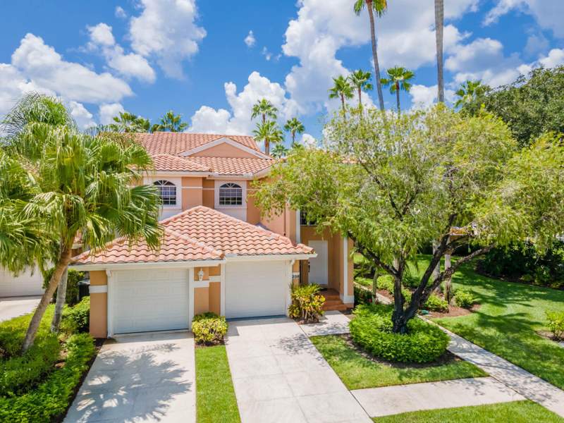 3 bedroom Condominium at 208 Legendary Circle, Legends at PGA National, Palm Beach Gardens — photo 3