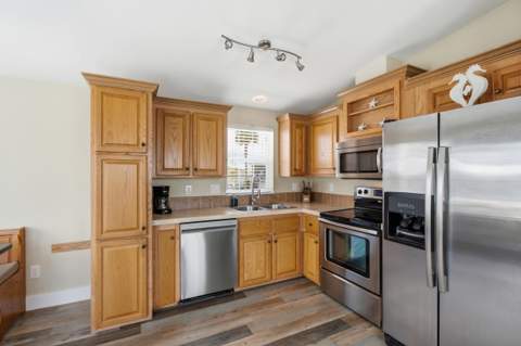 166 Nettles Boulevard, Jensen Beach FL - photo 9 of 39