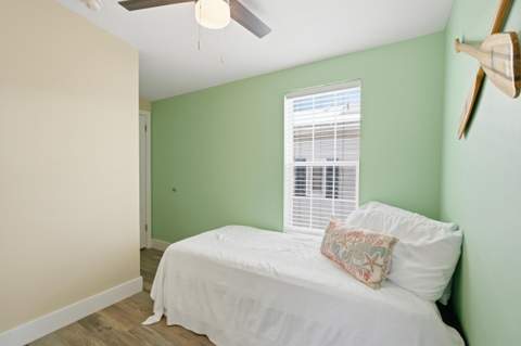 166 Nettles Boulevard, Jensen Beach FL - photo 15 of 39