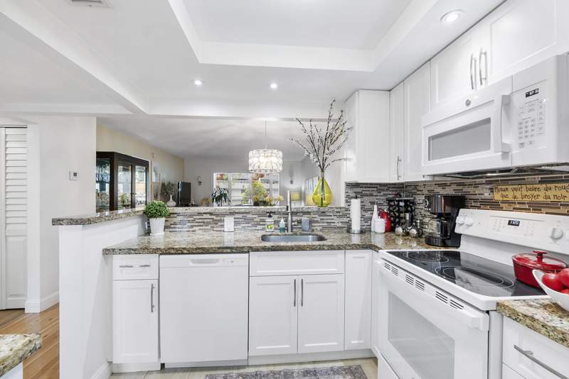 2 bedroom Condominium at 7837 Golf Circle Drive #212, Oriole Golf & Tennis Club Condo, Margate — photo 5