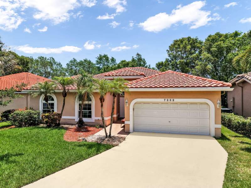 4 bedroom Single Family Residence at 7232 NW 58th Way, Parkwood Ix, Parkland — photo 2