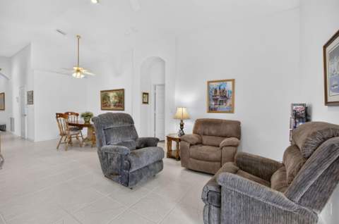5293 Grey Birch Lane, Boynton Beach FL - photo 13 of 52