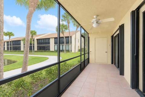 7892 Willow Springs Drive ##1517, Greenacres FL - photo 18 of 30