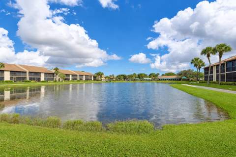 7892 Willow Springs Drive ##1517, Greenacres FL - photo 19 of 30