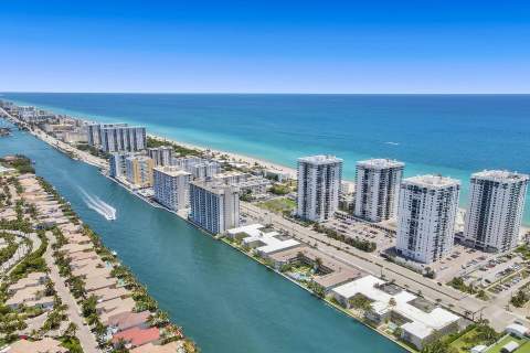 2101 S Ocean Drive #801, Hollywood FL - photo 7 of 48