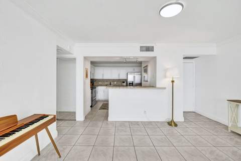 2101 S Ocean Drive #801, Hollywood FL - photo 19 of 48