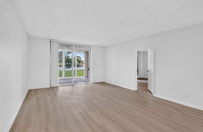 1 bedroom Condominium at 1700 NW 80th Avenue #104, 6 Of Palm Springs 2 Condo, Margate — photo 4
