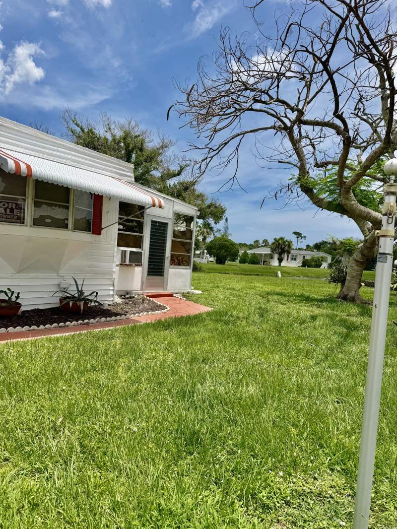 2 bedroom Single Family Residence at 19 Rio Verde Way, Spanish Lakes, Port St. Lucie — photo 2