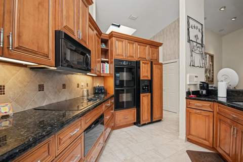 7838 Tennyson Court, Boca Raton FL - photo 18 of 52
