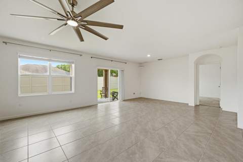 1572 SW Paar Drive, Port St. Lucie FL - photo 15 of 44