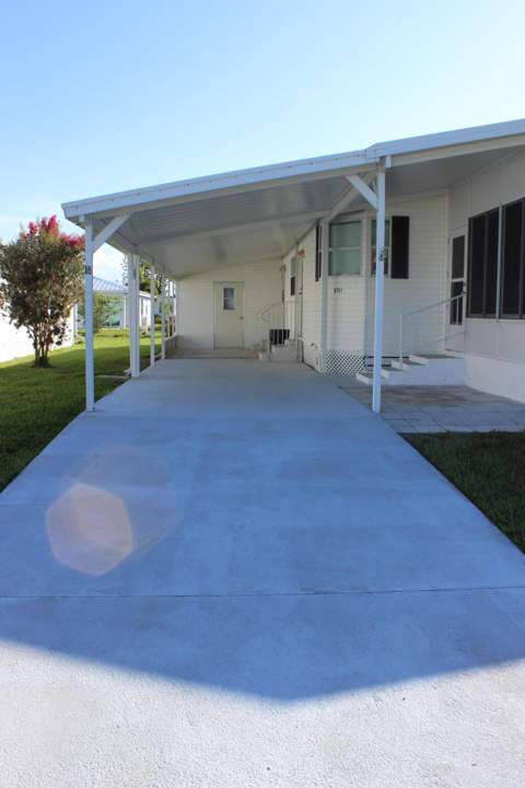 6731 Sinsonte Court, Fort Pierce FL - photo 8 of 31