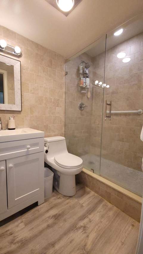 50 Plymouth F, West Palm Beach FL - photo 22 of 48