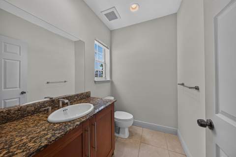 2700 NE 8th Avenue, Wilton Manors FL - photo 12 of 64