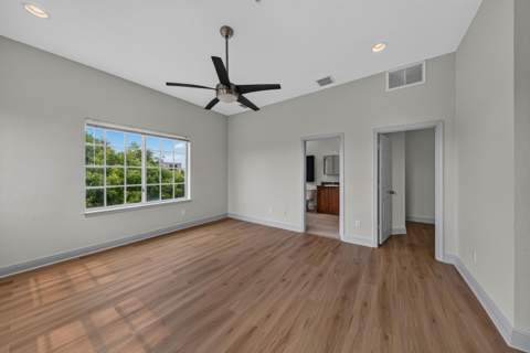 2700 NE 8th Avenue, Wilton Manors FL - photo 14 of 64