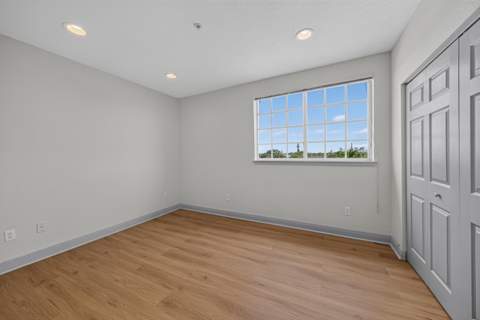 2700 NE 8th Avenue, Wilton Manors FL - photo 24 of 64