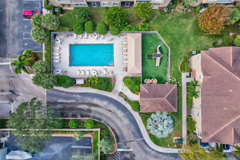 3 bedroom Condominium at 115 Lighthouse Circle #B, Tequesta Trace Condo, Tequesta — photo 2