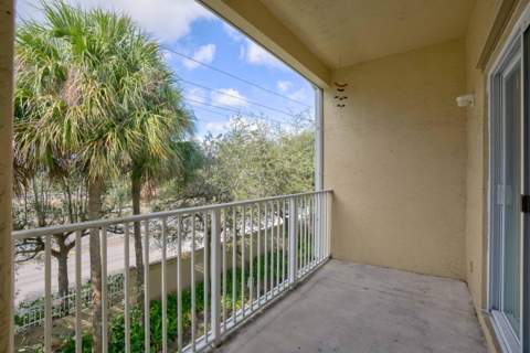 115 Lighthouse Circle #B, Tequesta FL - photo 9 of 39