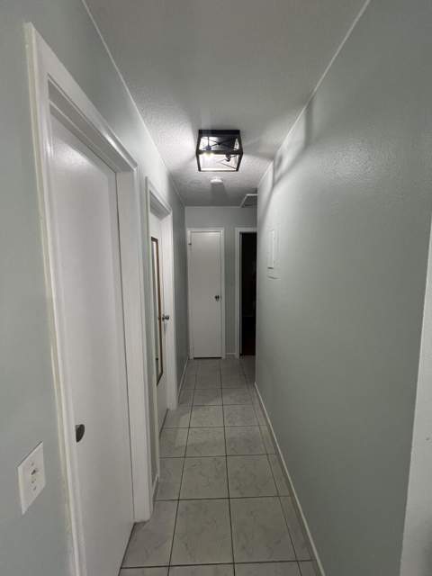8511 NW 8th Street, Pembroke Pines FL - photo 7 of 32