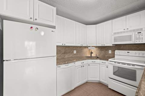 223 Pine Hov Circle #A-2, Greenacres FL - photo 11 of 38