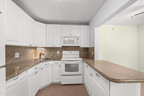 223 Pine Hov Circle #A-2, Greenacres FL - photo 12 of 38