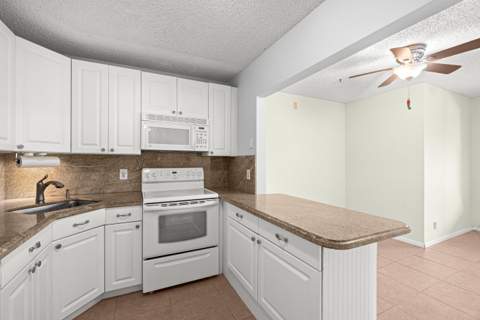 223 Pine Hov Circle #A-2, Greenacres FL - photo 13 of 38