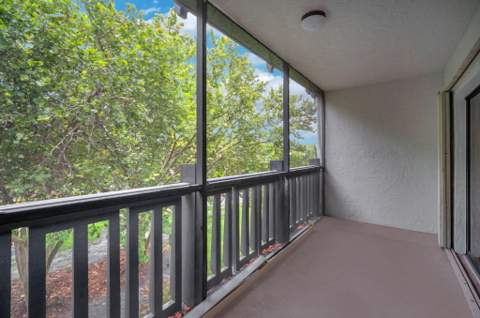 1021 Mockingbird Lane #303, Plantation FL - photo 8 of 31
