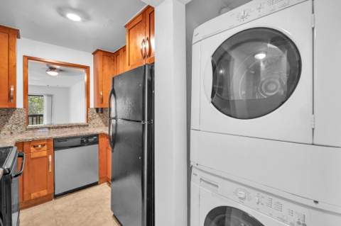1021 Mockingbird Lane #303, Plantation FL - photo 16 of 31